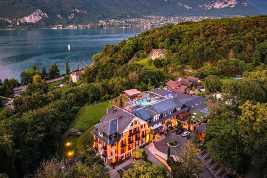 Les Trésoms Lake and Spa Resort ⭐⭐⭐⭐⭐